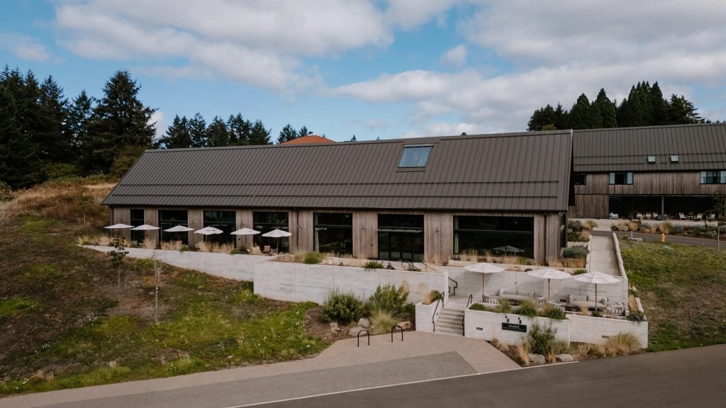 Winery tasting room and outdoor patio surrounded by Oregon countryside